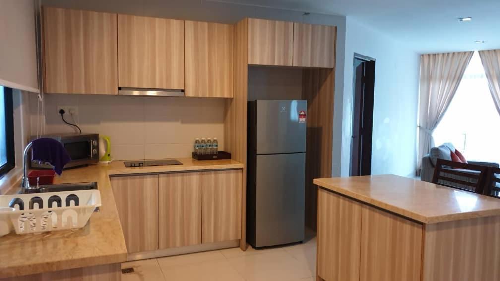 Samsuria Beach Apartment Resort Чератінг Екстер'єр фото