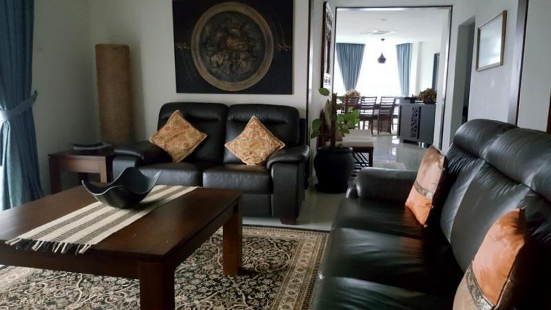 Samsuria Beach Apartment Resort Чератінг Екстер'єр фото